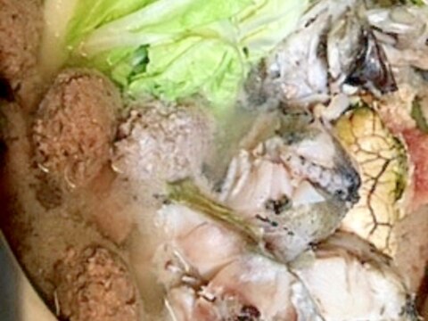 【豪快！】たら一匹丸ごとの魚介鍋